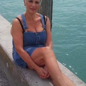 50 ans et une veine chaude Angèle - rencontre-MILF-La Roche-sur-Yon